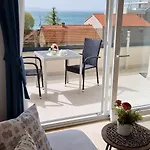 Apartment Melia *