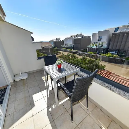 Apartment Melia *