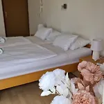 Melia Apartmán *